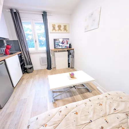 Apartmán Ponta T2 - Proche Gare, Parc De Blossac Et Centre-ville