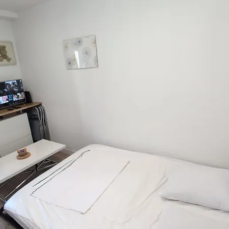 Apartmán Ponta T2 - Proche Gare, Parc De Blossac Et Centre-ville *